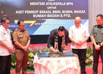Menteri AHY Sambangi Kantor Pertanahan Kota Bekasi Beri Sertifikat Eletronik untuk Aset Tanah Milik Pemerintah dan Masyarakat