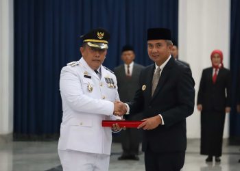 Gantikan Dani Ramdan, Pj Gubernur Jawa Barat Lantik Dedy Supriyadi sebagai Pj Bupati Bekasi