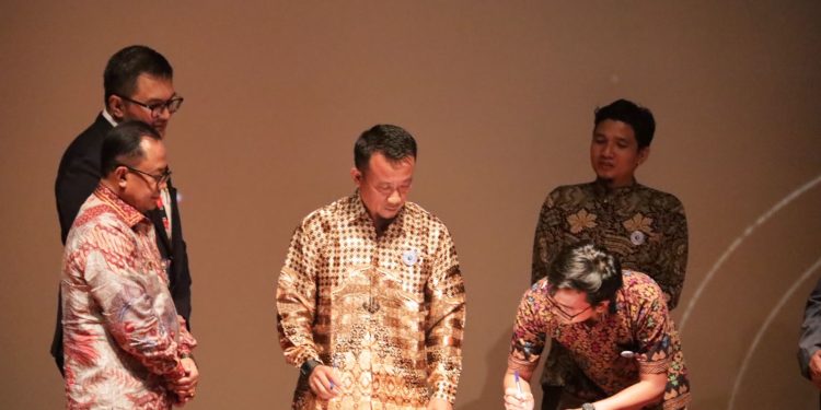 Upayakan Peningkatan Investasi, Pemerintah Kota Bekasi Melalui DPMPTSP Gelar BIGHUG