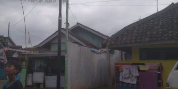 Tanpa Pemberitahuan, Pemasangan Tiang WiFi di Tamansari Disorot Warga