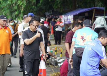 Pj. Wali Kota Bekasi Bersama OPD Grebek K3 Alun-alun M. Hasibuan, Pj. Gani ; “Siapapun Pemimpin Selanjutnya, Titip Jaga Dan Rawat Alun-Alun Hasibuan