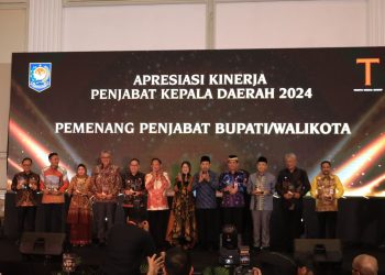 Pj. Wali Kota Bekasi Raih Apresiasi Penghargaan Sebagai Penjabat Kepala Daerah dengan Kinerja Total dan Ekonomi Daerah Fiskal Tinggi