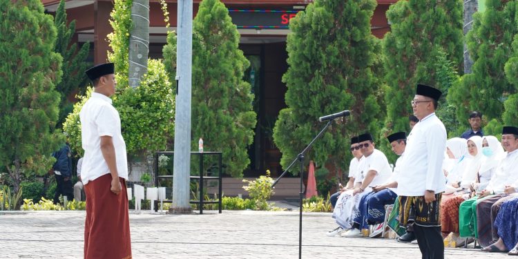 Ribuan Aparatur Pemkot Bekasi Ikuti Doa Bersama Jelang Pilkada dan Pemecahan Rekor MURI