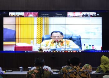 Pj. Wali Kota Bekasi, Gani Muhamad Ikuti Rapat Daring Bersama Mendagri dan Menaker