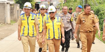 Pj. Wali Kota Bekasi Tinjau Proses Perbaikan/Peningkatan Drainase Serta Crossing Jalan di Wilayah Jatisampurna dan Jatiasih