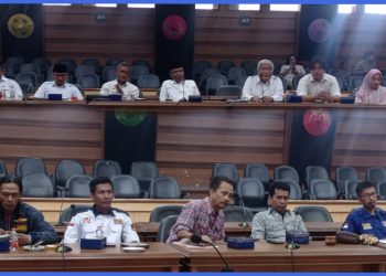 Audiensi LAKRI Tasikmalaya Terkait Rotasi Mutasi 40 ASN Sebelum AKD DPRD Kota Tasikmalaya Terbentuk Dan PKPU No 15 Tahun 2017 Menjadi Pertanyaan Publik?