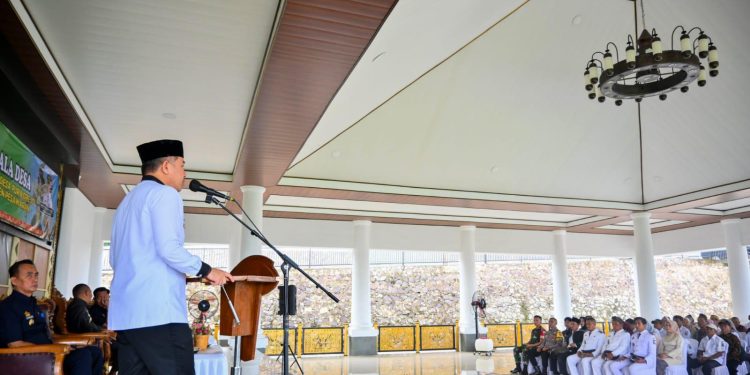 Bupati Dendi Ramadhona Lantik Tiga Penjabat Kepala Desa