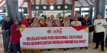 Rombongan Pengurus PWI Pusat dan Tokoh Pers Nasional Tiba di HPN 2025 Riau