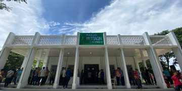 Bupati Pesawaran Resmikan Masjid AL- Mutaqin di Komplek Pemkab Peswaran