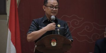 Rapat Pleno KPU Kota Bekasi. Pj Gani Ucapakan Selamat Walikota Terpilih 2025-2029