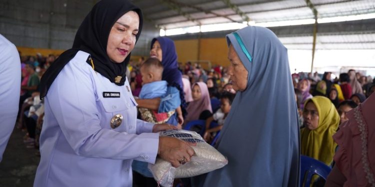 Sebanyak 44.611 KK Terima Beras dari Pemkot Bandar Lampung