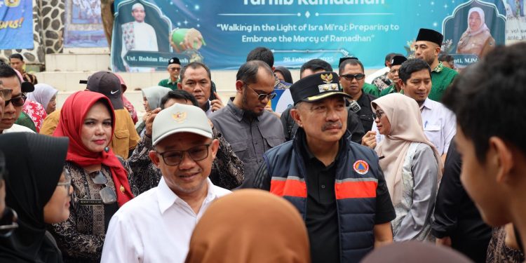 Bersama Mendikdasmen RI Wawali Tinjau Sekolah Terdampak Banjir, Intruksikan Dinas Segera Inventarisir Kerusakan