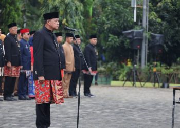 HUT ke-28 Kota Bekasi: Tri Adhianto dan Haris Bobihoe Sumbangkan Gaji Pertama untuk Warga Terdampak Banjir