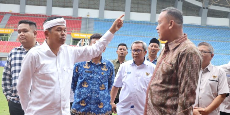 Via Zoom Meeting, Gubernur Jabar dan Wali Kota Bekasi Hadiri Peresmian 17 Stadion Renovasi oleh Presiden RI