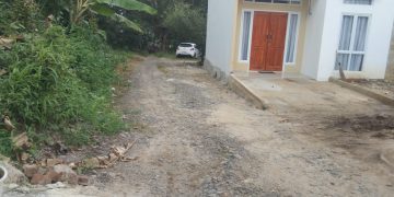 Warga Perumahan Ghalia Cluster Keluhkan Tidak Adanya Saluran Air limbah (Comberan)