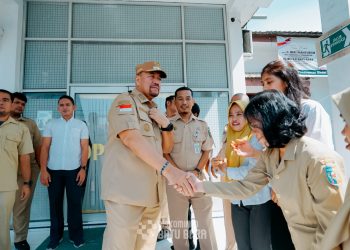Tingkatkan Pelayanan, Bupati Batu Bara Sidak ke Kantor Dinas Penanaman Modal dan PTSP