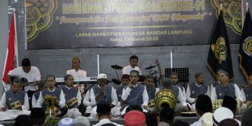 Lembaga Pemasyarakatan Narkotika Kelas IIA Bandar Lampung menggelar Buka Puasa Bersama bagi warga binaan, yang berlangsung di Aula Lapas Narkotika Bandar Lampung.