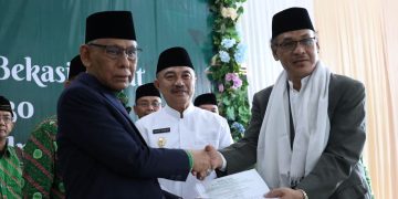 Hadir Di Pelantikan MUI Bekasi Barat, Wawali Harris Bobihoe Apresiasi MUI Turut Membangun Kota Bekasi