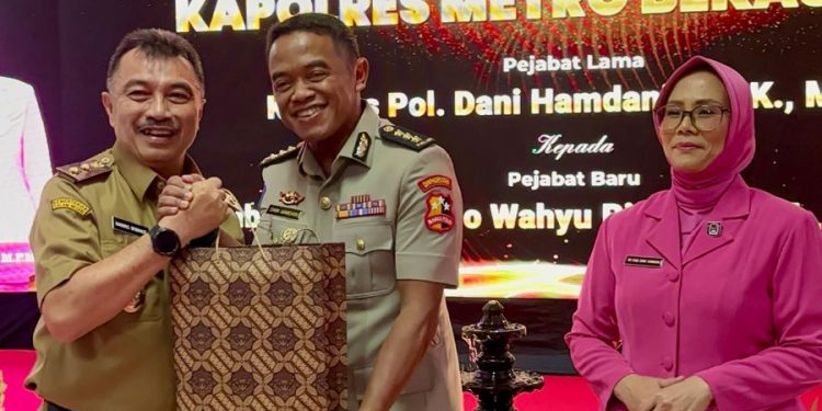 Hadiri Pisah Sambut Kapolres, Ini Pernyataan Wakil Wali Kota Bekasi