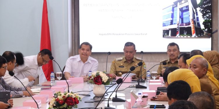 Wali dan Wawali Kota Bekasi Sambut Kepala BPK Provinsi Jabar Dalam Rangka Entry Meeting Pemeriksaan Keuangan Daerah