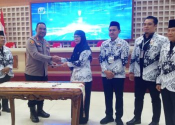 PGRI dan Polresta Bandar Lampung Teken MoU Perlindungan Guru: Sinergi Pendidikan dan Keamanan untuk Kota Tapis Berseri