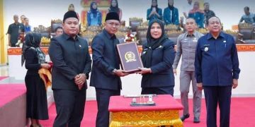 Wali Kota Eva Dwiana Hadiri Rapat Paripurna DPRD Kota Bandar Lampung