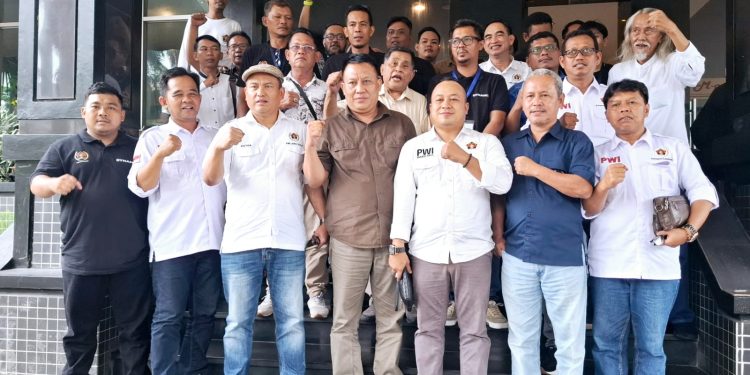 PWI Bekasi Raya Apresiasi Islah Zulmansyah-Hendry, Kongres Digelar Paling Lambat 30 Agustus 2025*