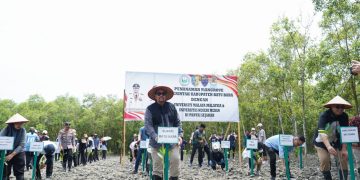 Bupati Batu Bara Perkenalkan Potensi Hutan Mangrove pada Mahasiswa/i Asal Universiti Malaya Malaysia