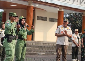 Hadiri Apel Gabungan Satpol PP dan Linmas, Tri Adhianto Tegaskan Komitmen Penataan Kota dan Ketertiban Umum