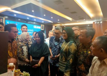Kepala Dinas Perdagangan Dan Perindustrian Kota Bekasi Hadiri Launching UKM Award