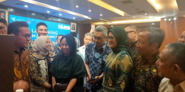 Kepala Dinas Perdagangan Dan Perindustrian Kota Bekasi Hadiri Launching UKM Award