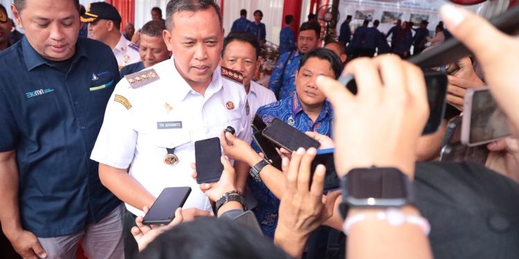 Wujudkan Layanan Air Berkualitas, Wali Kota Bekasi Resmikan Intake Siltrap Kalimalang