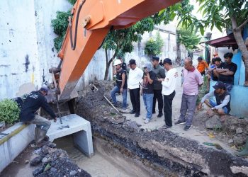 Pemkot Bandar Lampung Buat Saluran Air Baru di Panjang Utara