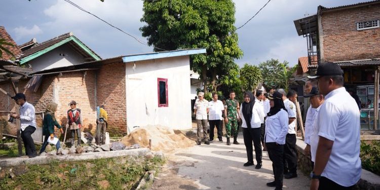 Wali Kota Eva Dwiana Beli Rumah Warga Untuk Dijadikan Ruang Terbuka