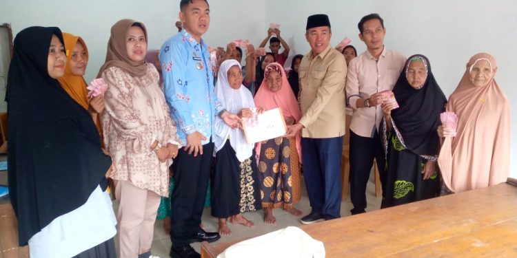 Pemdus Tebing Tinggi Sukses Salurkan BLT DD Tahap 4,5,6,di Tahun-2025, 38 Penerima KPM