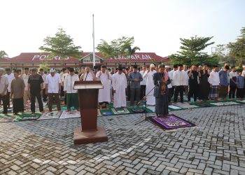 Polres Pesawaran Gelar Sholat Idul Adha 1446 H Bersama Masyarakat, Wujudkan Harmoni dan Kebersamaan