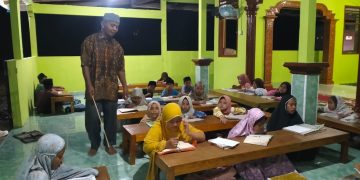 Padlan” Datuk Rio Sumber Mulya,Rela Tidak Ikut Study Tour Demi Mengajar Anak Mengaji,