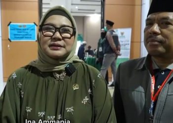 Ina Ammania Jemput Kepulangan Jamaah Haji Asal Situbondo, Bondowoso, Banyuwangi, dan Madura di Surabaya
