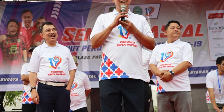 Pemkot Bekasi Hadirkan Keran Minum Langsung di Tengah Kota Untuk Warga Yang Olahraga !