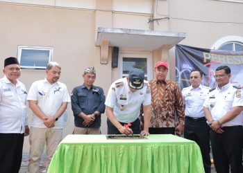 Wali Kota Bekasi Tri Adhianto Resmikan Taman Ciketing Udik 4, Komitmen Bangun 56 Taman Setiap Tahun