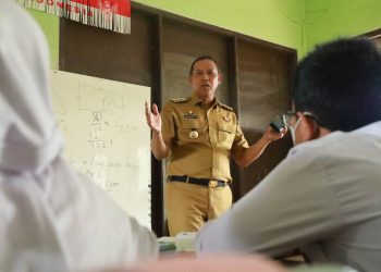 Jam Masuk Sekolah Kembali ke Pukul 07.00, Wali Kota Bekasi: Kita Sesuaikan dengan Kondisi Nyata di Lapangan
