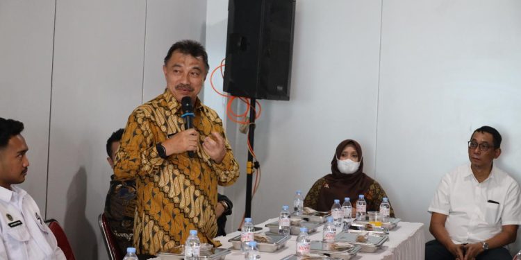 Wawali Harris Bobihoe Resmikan Dapur MBG Bojongmenteng