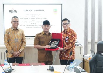 Infrastruktur, Bupati Bekasi Gandeng BUMN PT Semen Indonesia