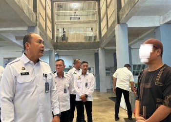 Kalapas Narkotika Bandar Lampung Pimpin Kontrol Hunian, Pastikan Keamanan, Kedisiplinan, dan Kesehatan WBP