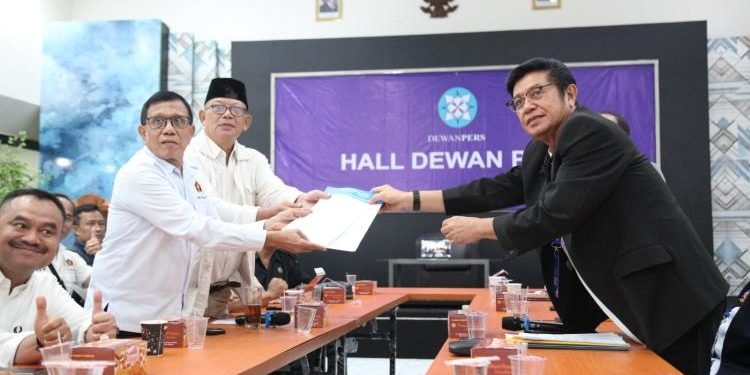 Didukung Mayoritas Provinsi, Hendry Ch Bangun Resmi Maju Lagi di Kongres PWI 2025