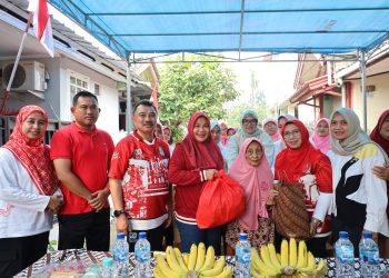 Haru Bahagia Ibu Asuh Wawali Harris Bobihoe Usai Rumahnya Diperbaiki