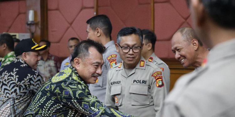 Wawali Harris Bobihoe : Siskamling Cerminan Nilai Luhur Dan Kepedulian Sosial