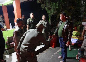 Meski Kondusif, Walikota Bekasi Keliling Pastikan Objek Vital Dijaga Ketat Petugas