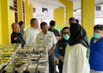 Kadisdik, Kajari, dan Kadis Ketapangtanikan Lakukan Monitoring Program Makanan Bergizi di Sekolah