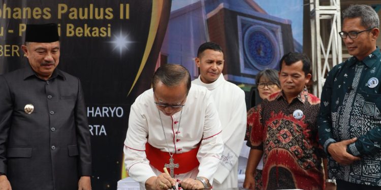 Pesan Harmonisasi Wawali Harris Bobihoe Dihadapan Jamaat Gereja Katolik Santo Yohanes II